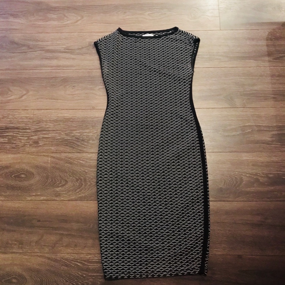 Female black/white sheath dress:S w/ high neckline - Picture 2 of 4